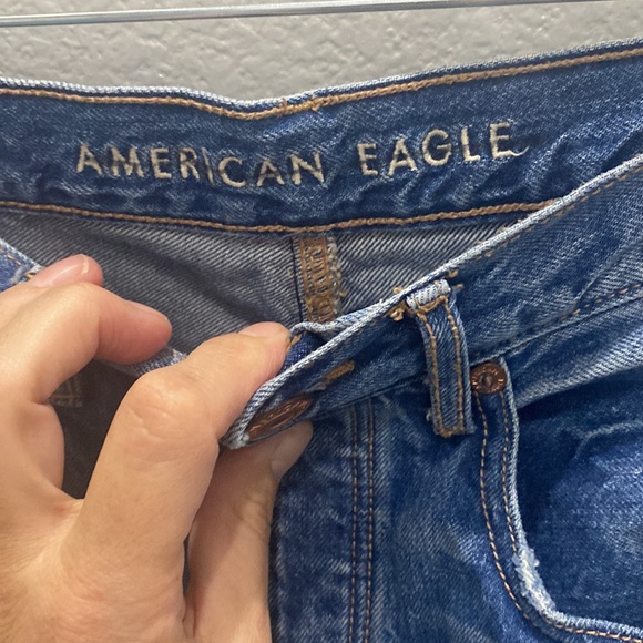 American Eagle 90s boyfriend Jean size 6 - Picture 2 of 5
